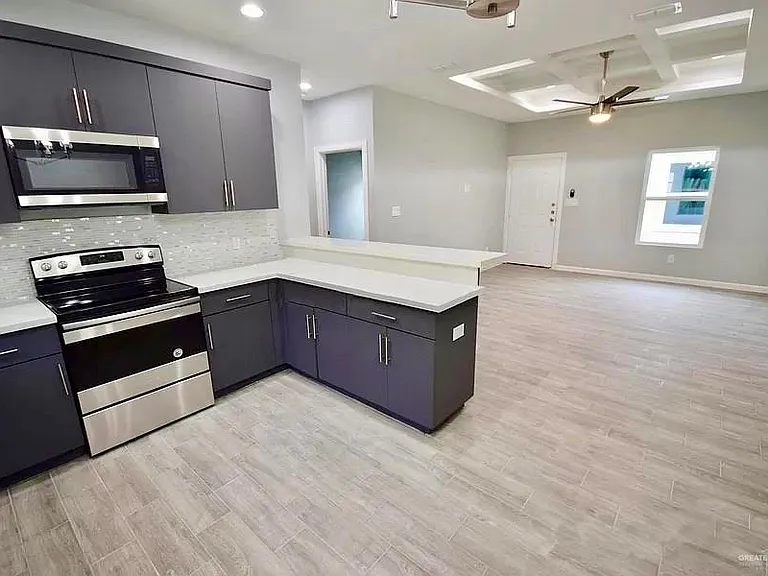 1412 S Iris St #2 — Photo 5