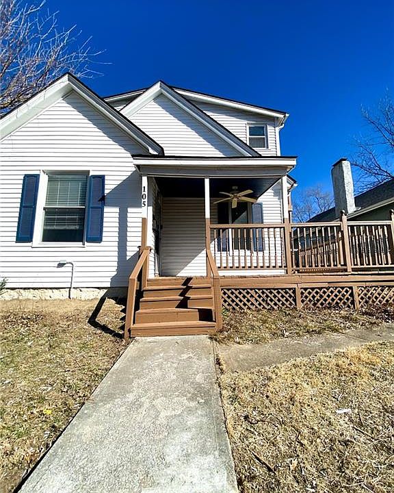 1st image of 105 S Willis Ave