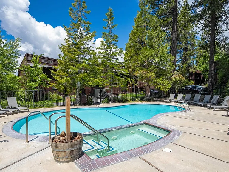 2560 Lake Forest Rd #13 — Photo 44