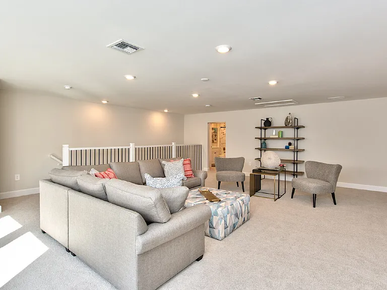9760 Willet Ct — Photo 28