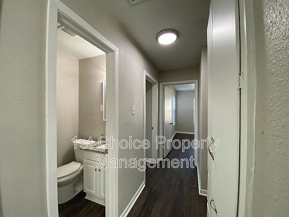 3rd image of 5104 Susan Lee Ln