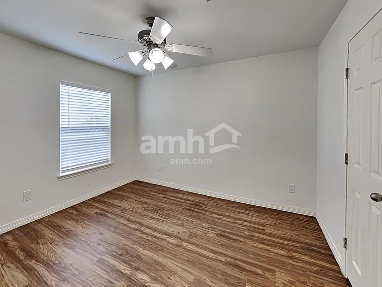 26949 Carriage Manor Ln — Photo 22