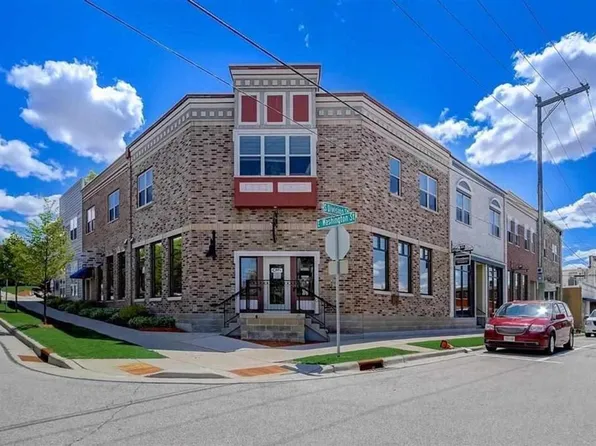 125 E Washington St, Stoughton, WI 53589