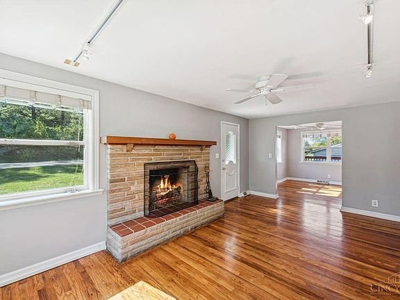5th image of 8111 Bardean Dr