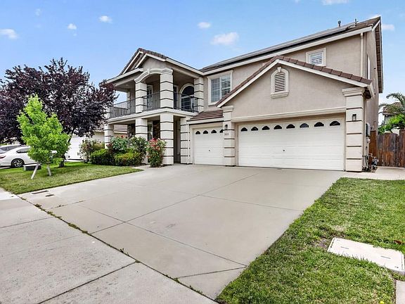 3rd image of 5433 Gladstone Dr