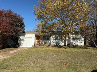 415 Hughes Dr, Irving, TX 75062