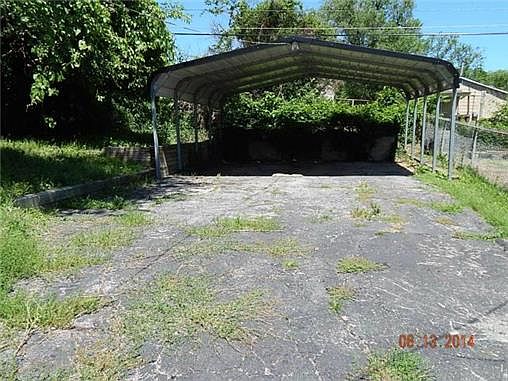 3rd image of 4425 Indiana Ave