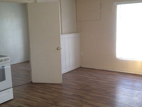 3rd image of 615 Blake St APT B