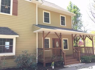 10 Snowbird Dr, Asheville, NC 28804