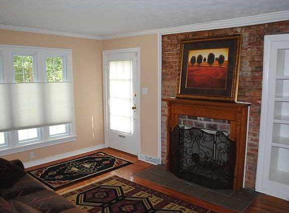 3rd image of 6475 N Central Ave