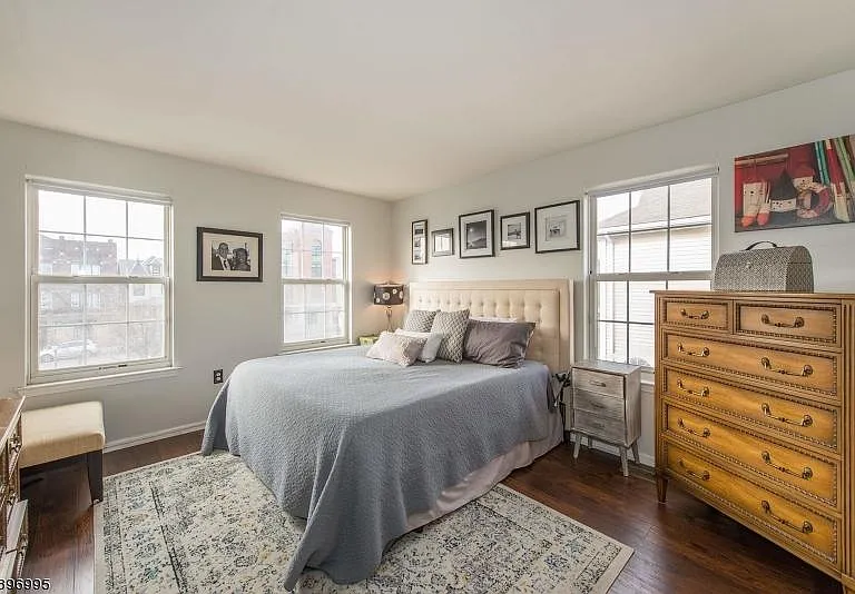 50 Pine St #4 — Photo 9