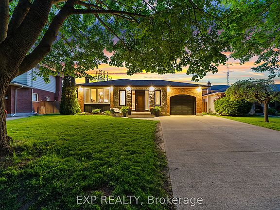 3rd image of 15 Chatham Rd