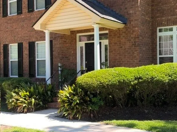 6 Roundtree Circle, Savannah, GA 31405