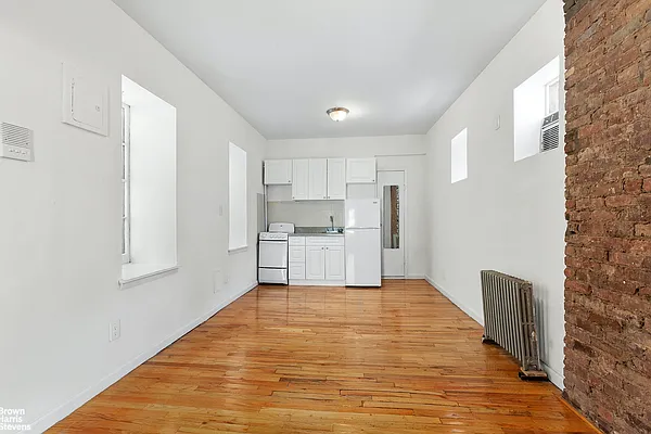 Rented by Brown Harris Stevens | media 6