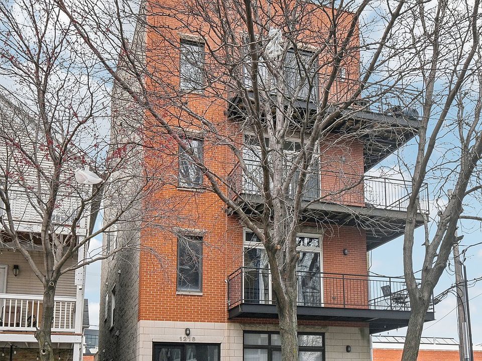 1st image of 1216 W Augusta Blvd APT 1