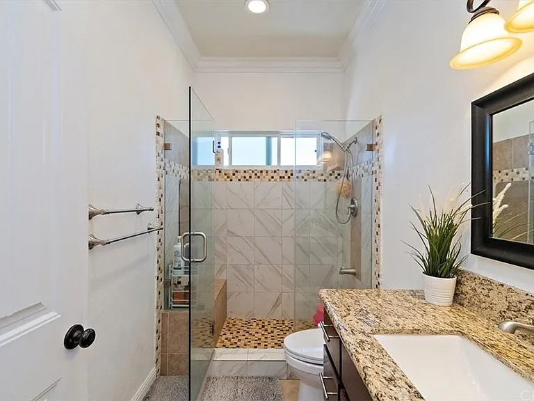 14448 Oakley Dr #B — Photo 13