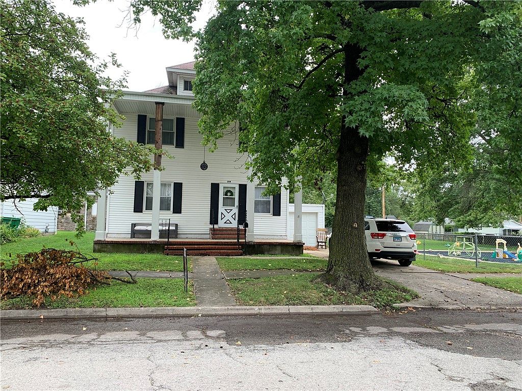 204 Kitchell Ave, Pana, IL 62557 Zillow