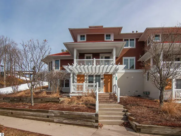 718 Mountaintop Cir Unit 12201-718, Thompsonville, MI 49683