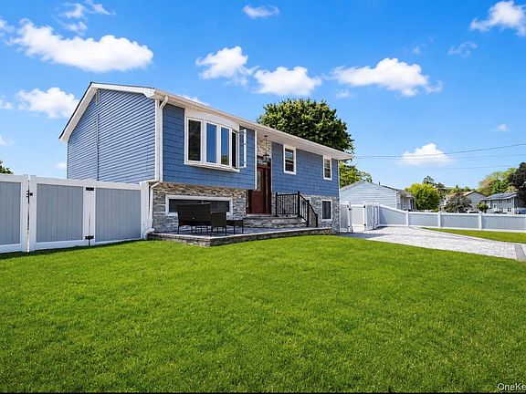 2nd image of 34 Fairdale Drive