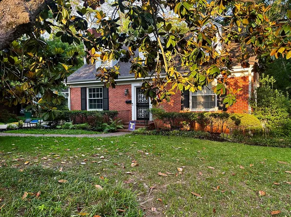 704 Hillshire Pl, Tupelo, MS 38804