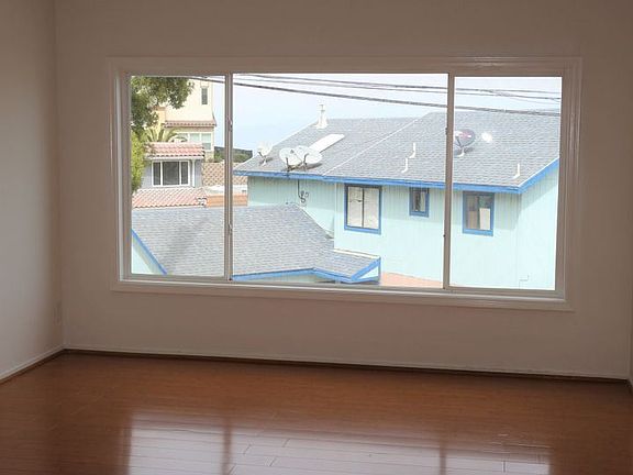 2nd image of 365 Peoria St APT 1