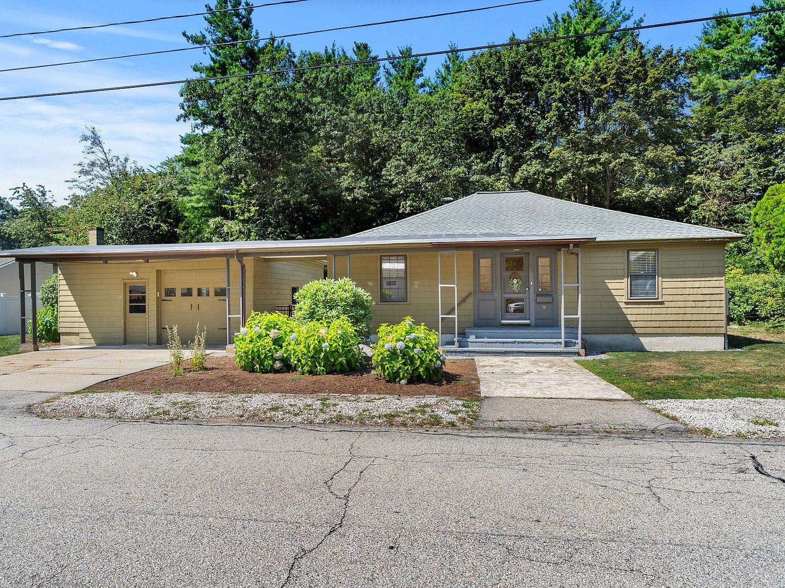 9 Woodbury Lane, Bedford, NH 03110 | Zillow