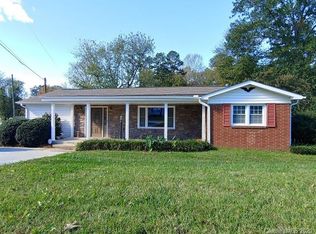 1135 S Myrtle School Rd, Gastonia, NC 28052