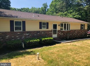 102 Timber Ridge Rd, Morgantown, PA 19543