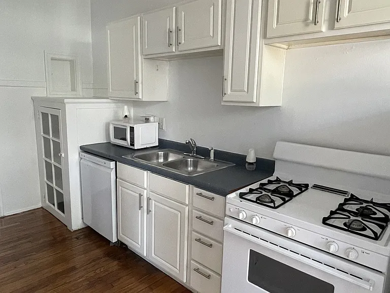 7825 Saint Charles Ave — Photo 5
