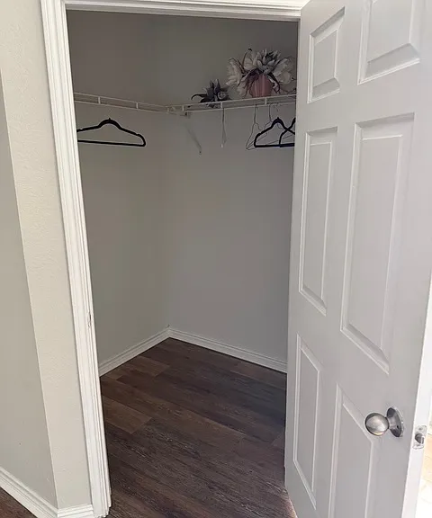 4306 Bayside Village Dr #1-102 — Photo 17