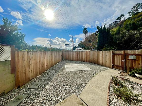 2nd image of 4869 Marmion Way