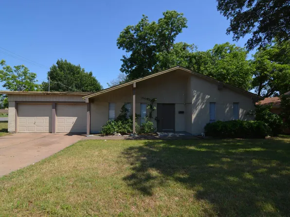 4701 Rockmoor Ln, Fort Worth, TX 76116