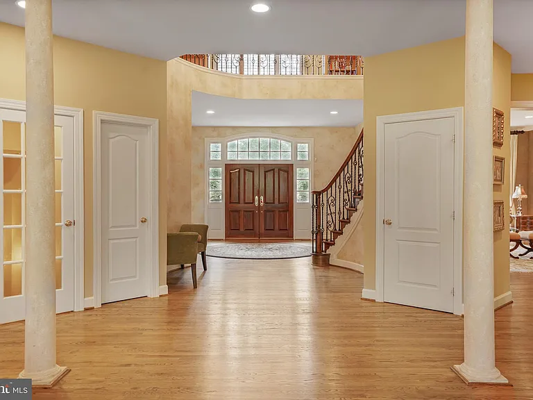 9864 Walker Glen Ct — Photo 122