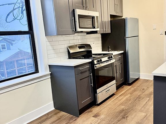 4th image of 3410 W Carmen Ave Floor 1