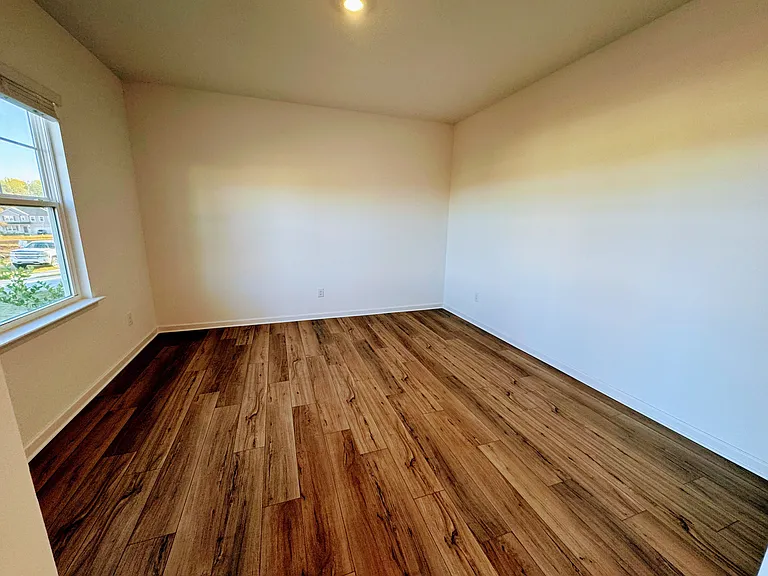 524 Madison Lakeview Dr — Photo 11