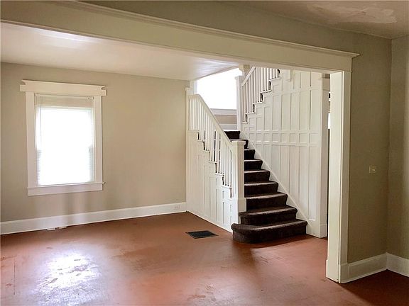 2nd image of 2923 Guilford Ave