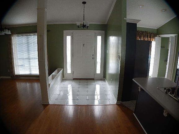 2nd image of 86 Brookview Dr