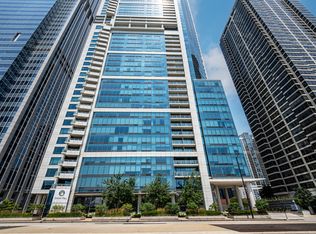 340 E Randolph St APT 4304, Chicago, IL 60601