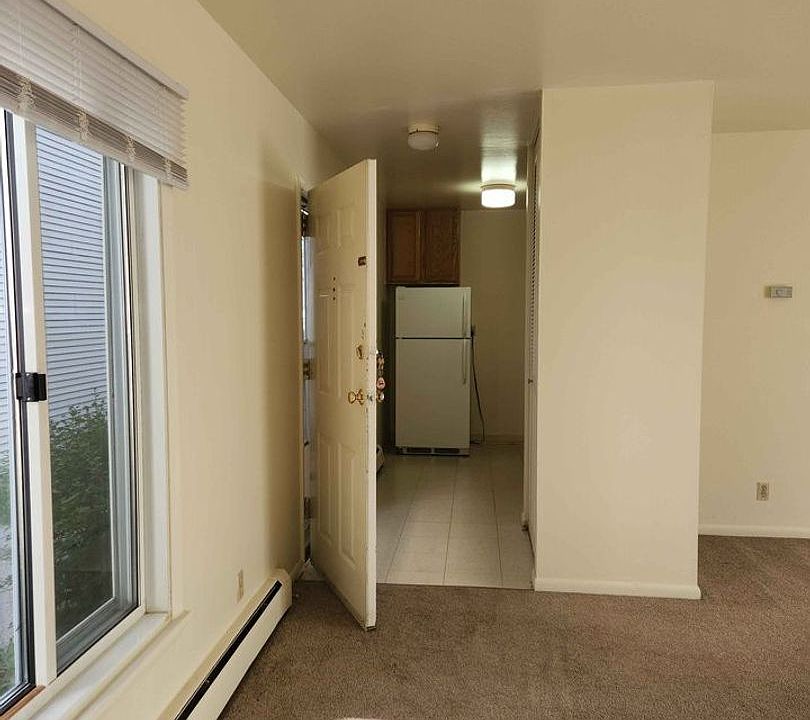 1st image of 444 Gramercy Dr #383G-05