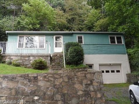 1st image of 558 Miami Dr