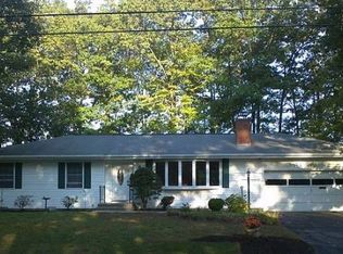 518 Oak St, Manchester, NH 03104