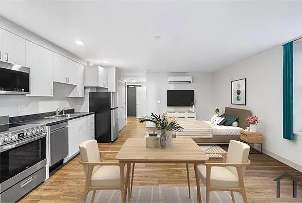 Studio, 430 sqft, $1,204 — Photo 2