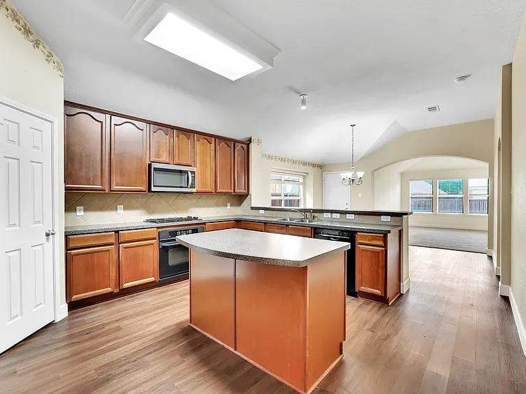 12618 Red Hawk Dr — Photo 23