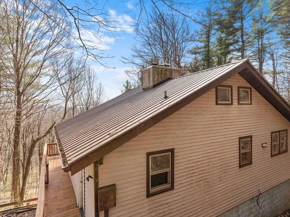 144 Pine Ln SW, Meadows Of Dan, VA 24120