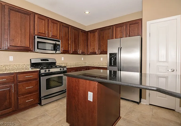10328 Trillium Dr — Photo 6