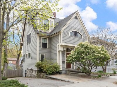 26 Circuit Ave, Newton, MA, 02461