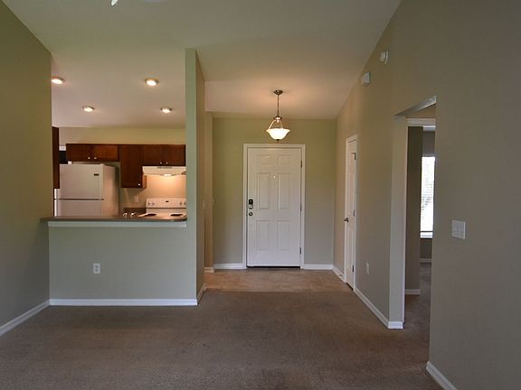 2nd image of 7955 Princeton Manor Cir