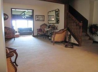 63 N Lake Ave, Grayslake, IL 60030