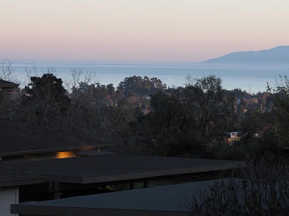 3rd image of 142 Torrey Pine Ter