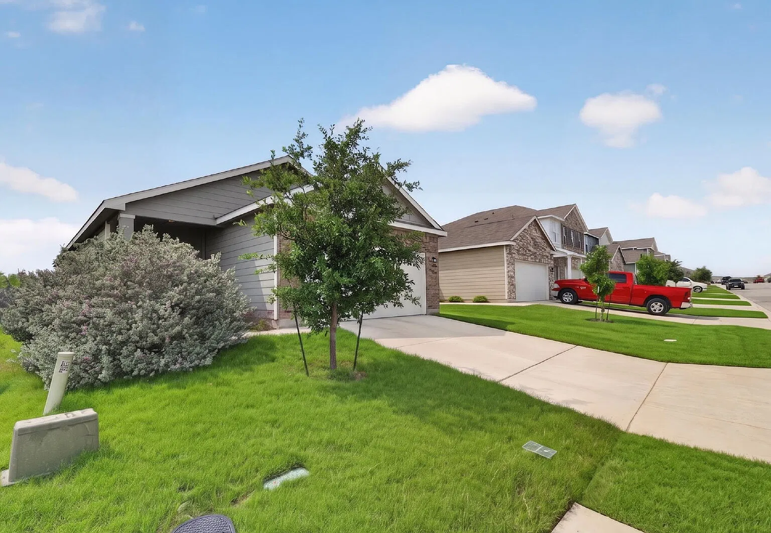 3 bed, 2.0 bath, 1414 sqft, $1,625 — Photo 3